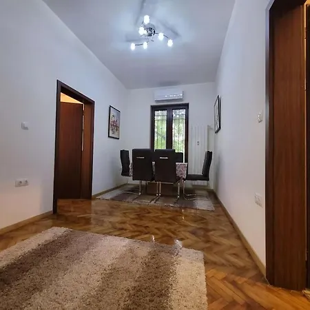 Luxury Centre Appartement *